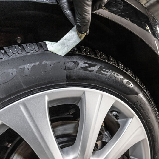 Moje Auto Mousse de pneu | 520 ml