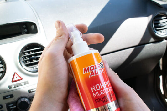 Moje Auto Lotion cockpit brillante noire | 300 ml