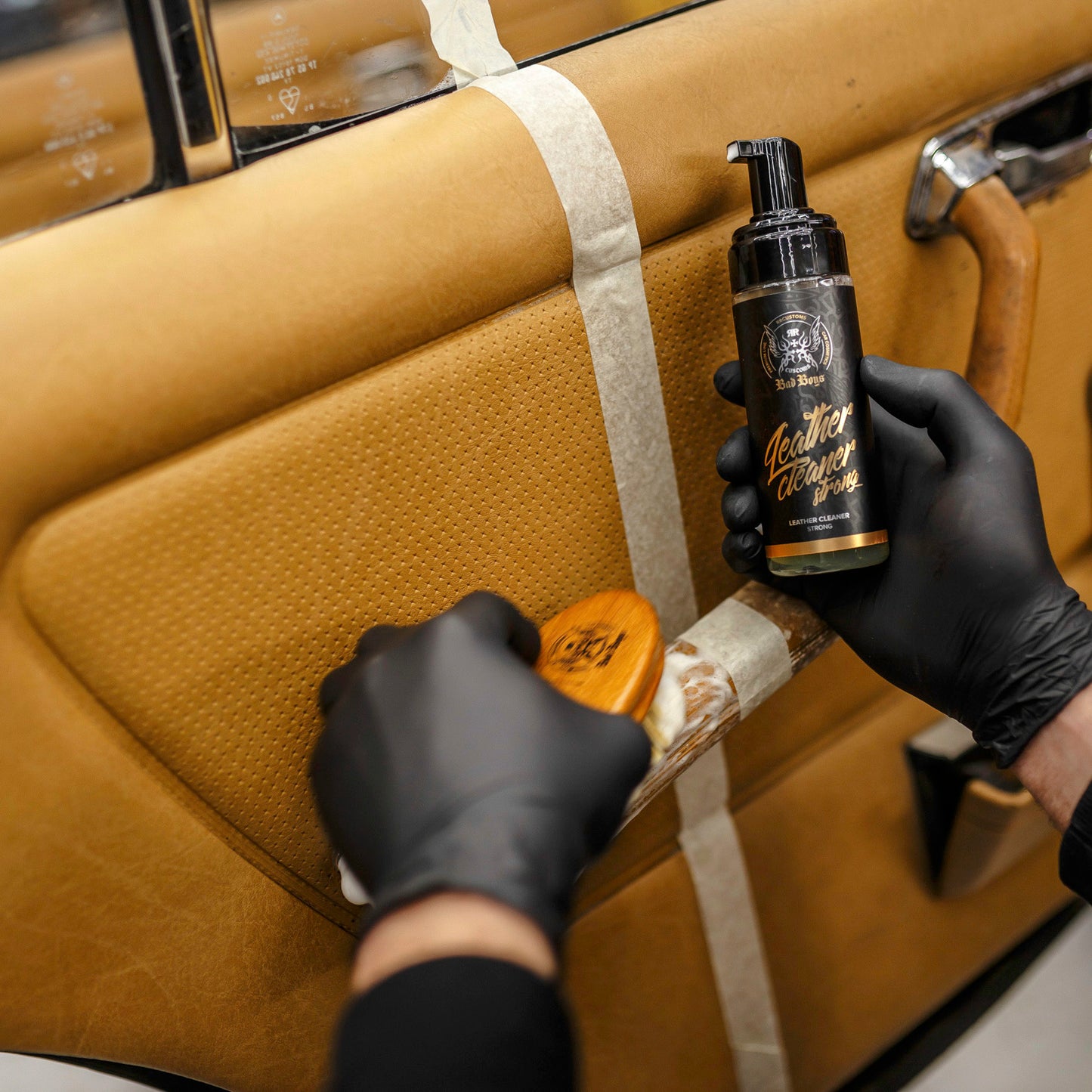 BadBoys Nettoyant cuir fort flacon moussant 150ml