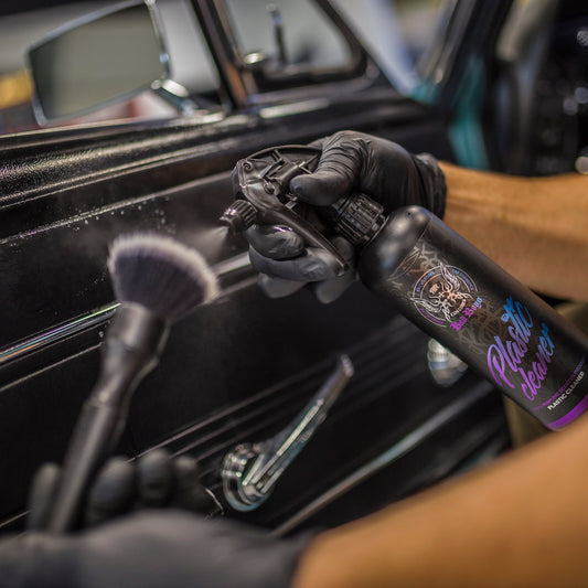 BadBoys Nettoyant plastiques parfum masculin flacon moussant 150ml