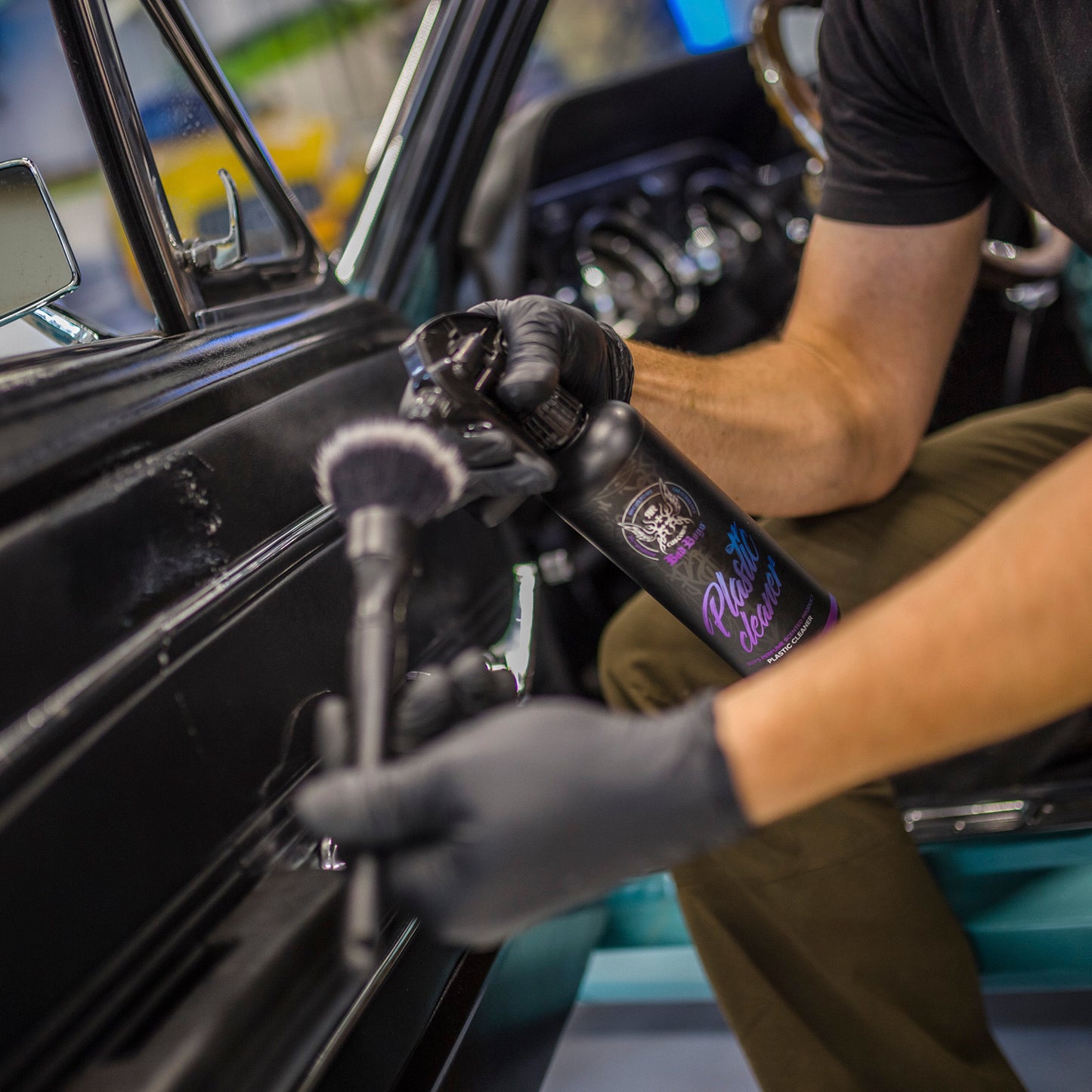 BadBoys Nettoyant plastiques parfum masculin 1L